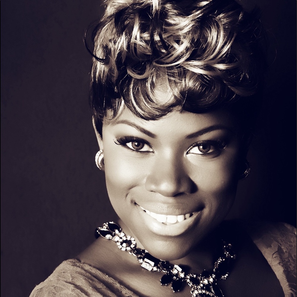 Meet your Posher, Syreeta